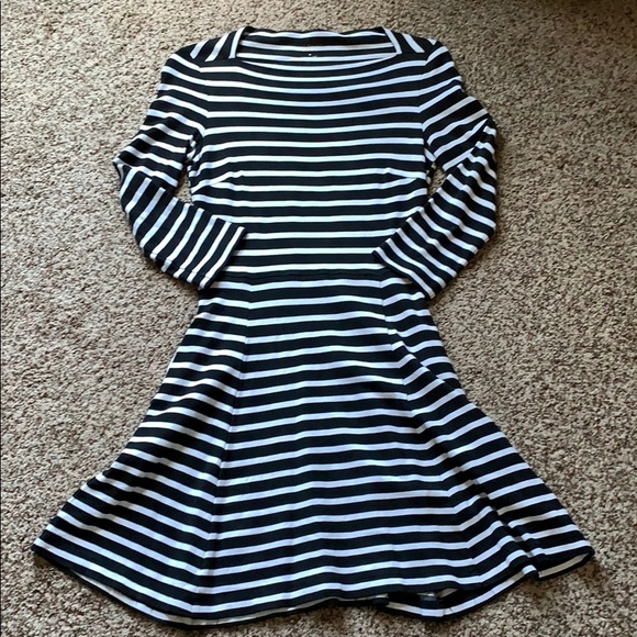 ♠️ Kate Spade striped fit and flare dress ♠️ - Picture 2 of 7